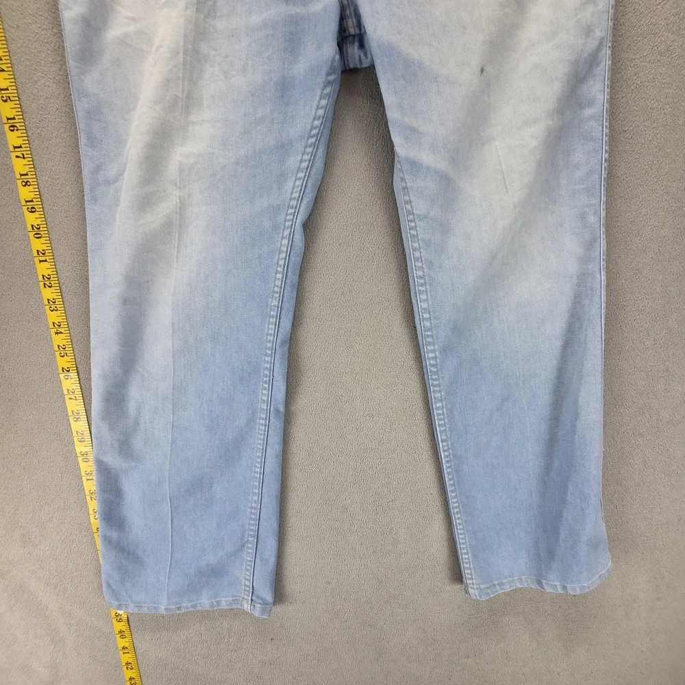 Vintage Levis Action Jeans Mens Blue Made in USA Brown Tab Zip Fly Fits 34x26